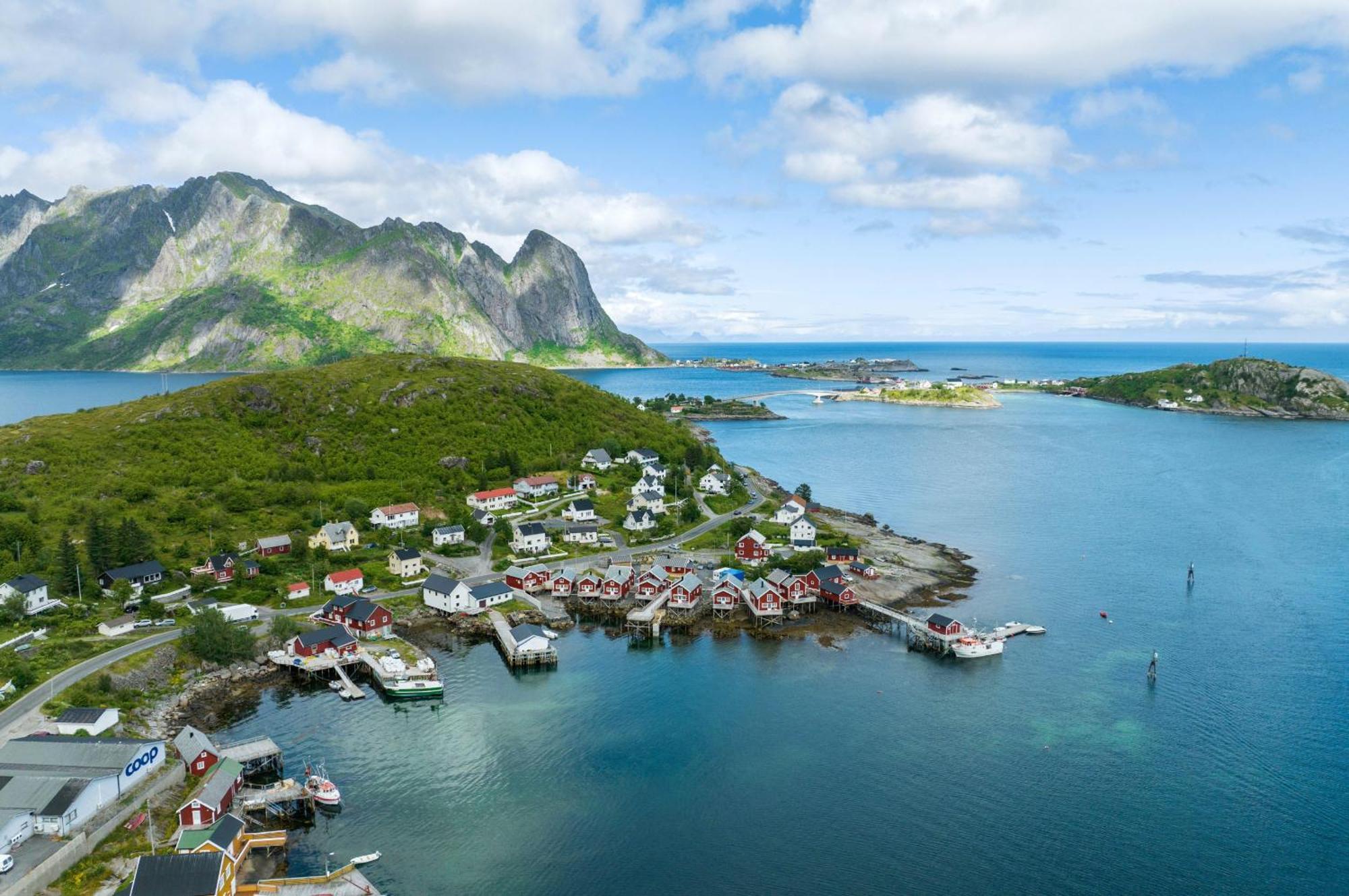 Вилла Reine Rorbu, Amaliebua Экстерьер фото